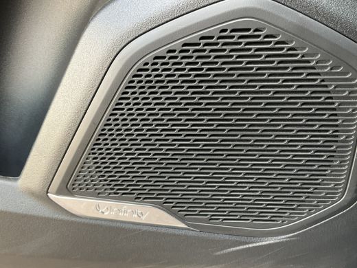 Lynk & Co 01 1.5 PHEV Carplay Pano.dak Adapt.Cruise Hoge zit vol opties! ActivLease financial lease