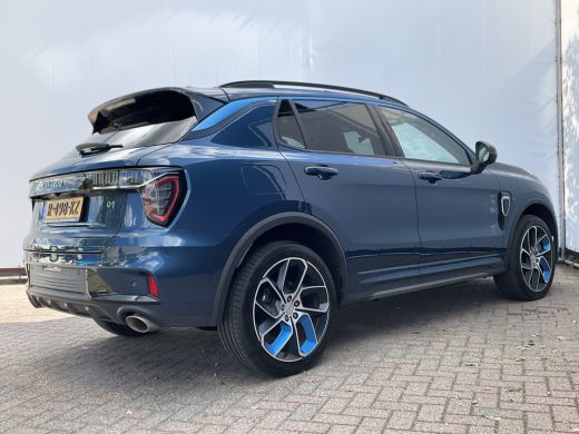 Lynk & Co 01 1.5 PHEV Pano 360° Cam Keyless Stoelverw Pano Carplay ActivLease financial lease