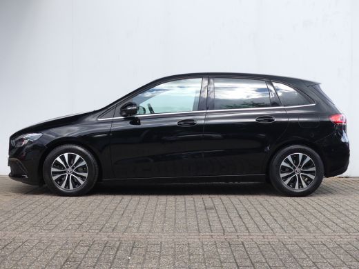 Mercedes-Benz B-Klasse 180 Business Solution Automaat | ADAPTIVE CRUISE | DODEHOEKDETECTIE | CAMERA | ELEKTRISCHE ACHTER... ActivLease financial lease