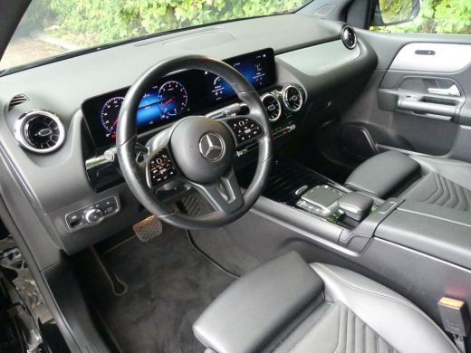 Mercedes-Benz B-Klasse 180 Business Solution Automaat | ADAPTIVE CRUISE | DODEHOEKDETECTIE | CAMERA | ELEKTRISCHE ACHTER... ActivLease financial lease