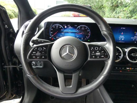Mercedes-Benz B-Klasse 180 Business Solution Automaat | ADAPTIVE CRUISE | DODEHOEKDETECTIE | CAMERA | ELEKTRISCHE ACHTER... ActivLease financial lease