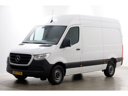 Mercedes-Benz Sprinter 311 CDI 115pk E6 RWD L2H2 7G Automaat Airco/Camera/Inrichting 06-2020 ActivLease financial lease