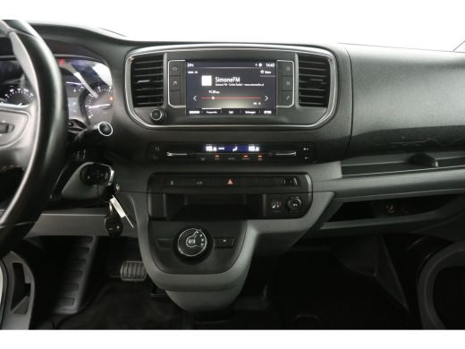 Opel Vivaro 2.0 CDTI L3H1 | 180PK | Automaat | Airco | Carplay | Cruise | Parkeersens. | 3-Zits | Trekhaak ActivLease financial lease