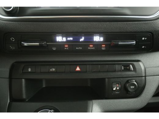 Opel Vivaro 2.0 CDTI L3H1 | 180PK | Automaat | Airco | Carplay | Cruise | Parkeersens. | 3-Zits | Trekhaak ActivLease financial lease