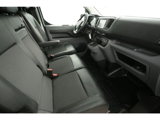 Opel Vivaro 2.0 CDTI L3H1 | 180PK | Automaat | Airco | Carplay | Cruise | Parkeersens. | 3-Zits | Trekhaak ActivLease financial lease