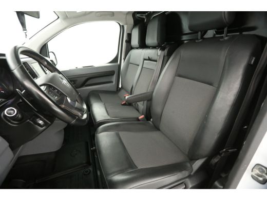 Opel Vivaro 2.0 CDTI L3H1 | 180PK | Automaat | Airco | Carplay | Cruise | Parkeersens. | 3-Zits | Trekhaak ActivLease financial lease