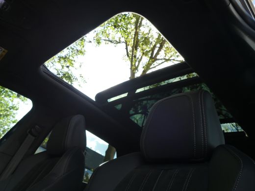Peugeot 3008 1.2 PureTech 130PK GT | TREKHAAK | ADAPTIVE CRUISE | PANORAMADAK | DODEHOEKDETECTIE | STOELMASSAGE | ActivLease financial lease