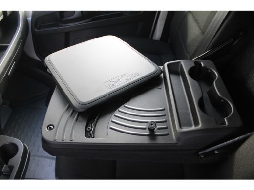 Peugeot Boxer L2H1 2.2 BlueHDi 120 PK LAADRUIMTE BETIMMERD | TREKHAAK | CAMERA | 5,9% RENTE! | LED KOPLAMPEN ActivLease financial lease