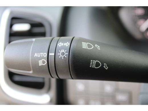 Peugeot Boxer L2H1 2.2 BlueHDi 120 PK LAADRUIMTE BETIMMERD | TREKHAAK | CAMERA | 5,9% RENTE! | LED KOPLAMPEN ActivLease financial lease