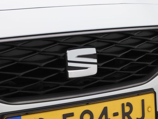 Seat Leon 1.5 TSi 150 Pk FR Business | Full LED | Adaptive Cruise | Trekhaak | Sensoren | Privacy Glass | N... ActivLease financial lease