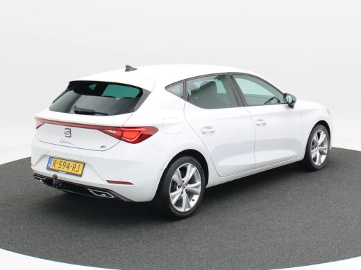 Seat Leon 1.5 TSi 150 Pk FR Business | Full LED | Adaptive Cruise | Trekhaak | Sensoren | Privacy Glass | N... ActivLease financial lease