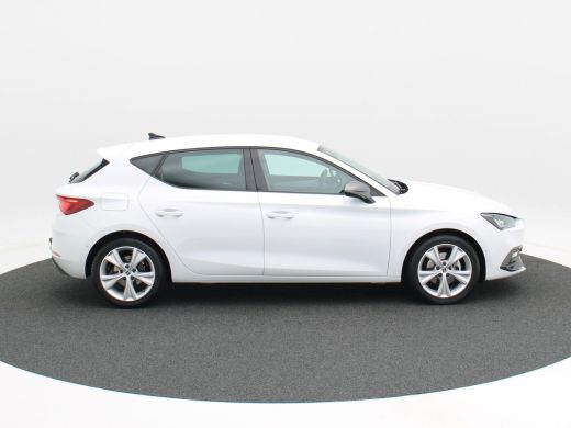 Seat Leon 1.5 TSi 150 Pk FR Business | Full LED | Adaptive Cruise | Trekhaak | Sensoren | Privacy Glass | N... ActivLease financial lease
