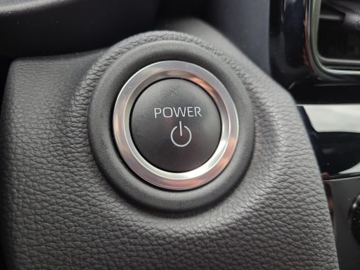 Toyota Yaris Cross 1.5 Hybrid 115 First Edition | Apple CarPlay | Parkeersensoren | Blindspot | Rijklaarprijs incl. ... ActivLease financial lease