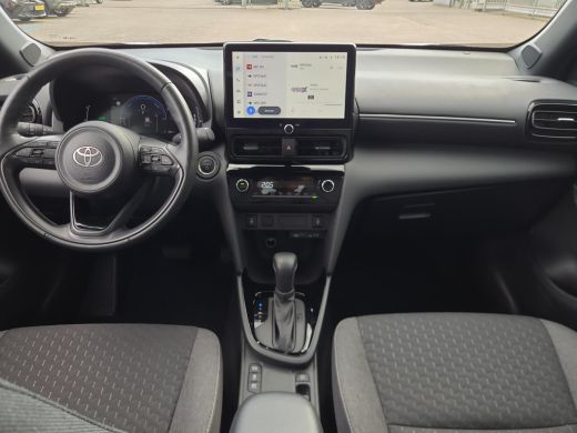 Toyota Yaris Cross 1.5 Hybrid 115 First Edition | Apple CarPlay | Parkeersensoren | Blindspot | Rijklaarprijs incl. ... ActivLease financial lease