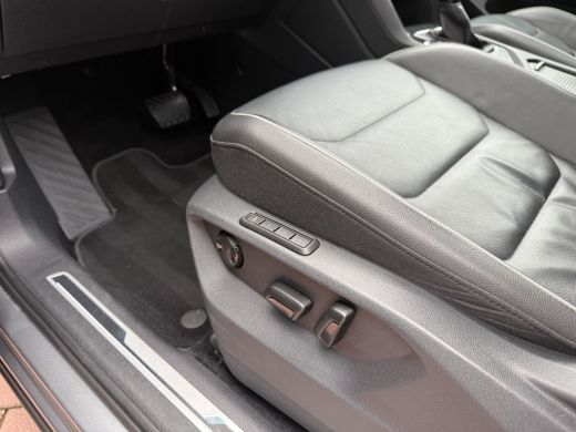 Volkswagen Tiguan Allspace 1.5 TSI Highline 7p. DSG Highline | R-line | Pano dak ActivLease financial lease