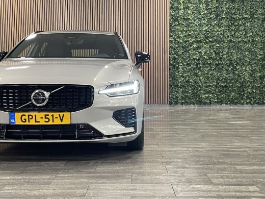 Volvo  V60 T6 AWD Recharge Plus Dark | Schuifdak | Trekhaak | 360° Camera | All Season banden | Harman Kardo... ActivLease financial lease