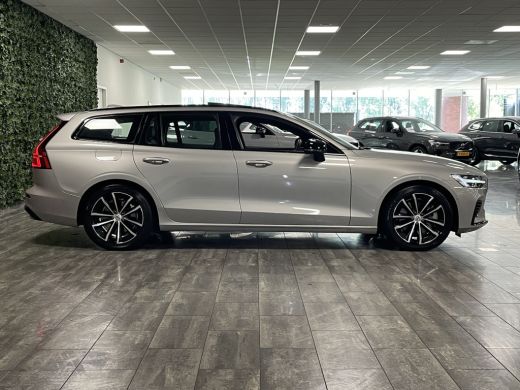 Volvo  V60 T6 AWD Recharge Plus Dark | Schuifdak | Trekhaak | 360° Camera | All Season banden | Harman Kardo... ActivLease financial lease