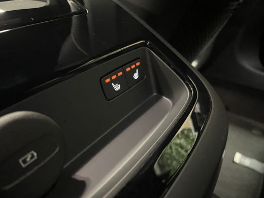 Volvo  V60 T6 AWD Recharge Plus Dark | Trekhaak | 360° Camera | Harman Kardon | Adaptieve Cruise Control | S... ActivLease financial lease
