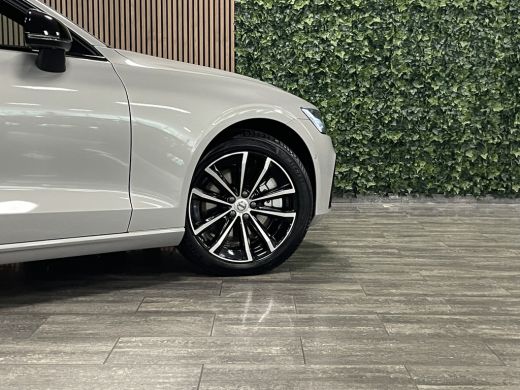Volvo  V60 T6 AWD Recharge Plus Dark | Trekhaak | 360° Camera | Harman Kardon | Adaptieve Cruise Control | S... ActivLease financial lease