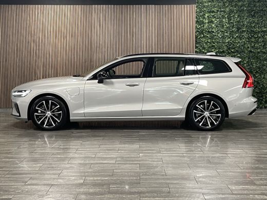 Volvo  V60 T6 AWD Recharge Plus Dark | Trekhaak | 360° Camera | Harman Kardon | Adaptieve Cruise Control | S... ActivLease financial lease