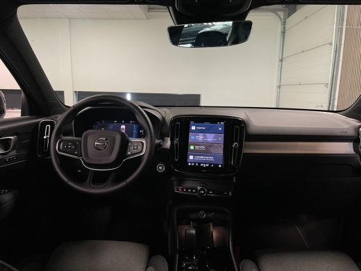 Volvo  XC40 B4 Plus Dark | Trekhaak | All Season banden | Harman Kardon | Bestuurdersstoel elektrisch geheuge... ActivLease financial lease