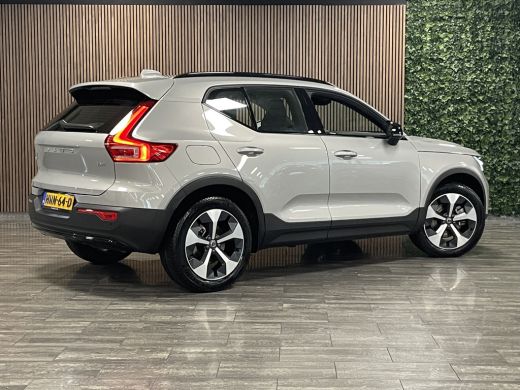 Volvo  XC40 B4 Plus Dark | Trekhaak | All Season banden | Harman Kardon | Bestuurdersstoel elektrisch geheuge... ActivLease financial lease