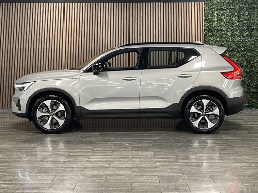 Volvo  XC40 B4 Plus Dark | Trekhaak | All Season banden | Harman Kardon | Bestuurdersstoel elektrisch geheuge... ActivLease financial lease