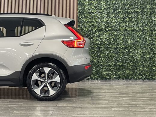 Volvo  XC40 B4 Plus Dark | Trekhaak | All Season banden | Harman Kardon | Bestuurdersstoel elektrisch geheuge... ActivLease financial lease