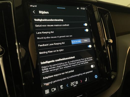 Volvo  XC60 T6 AWD Recharge Plus Dark | Trekhaak | 360° Camera | All Season banden | Adaptieve Cruise Control... ActivLease financial lease