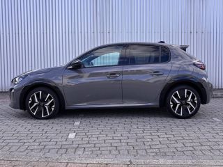 Peugeot 208 Hybrid 136PK e-DCS6 GT Automaat | Panoramadak | Sfeerverlichting | Camera V+A | Navigatie | Apple...