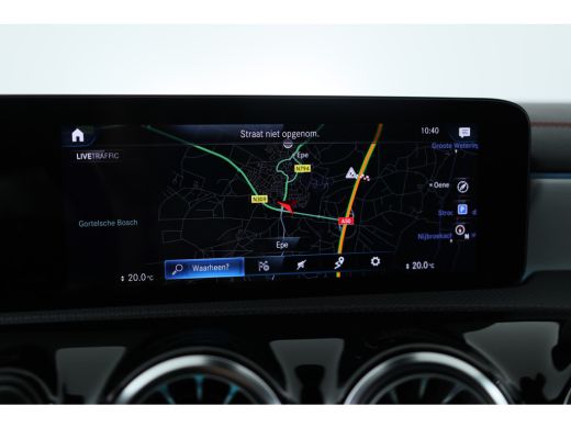 Mercedes-Benz CLA Shooting Brake 180 AMG Line | Wide-Screen | LED | Sportstoelen | Trekhaak | Sfeerverlichting | St... ActivLease financial lease