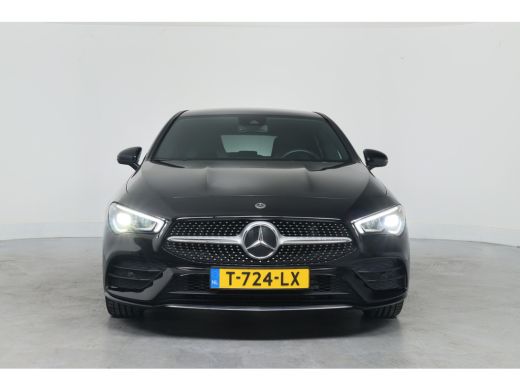 Mercedes-Benz CLA Shooting Brake 180 AMG Line | Wide-Screen | LED | Sportstoelen | Trekhaak | Sfeerverlichting | St... ActivLease financial lease