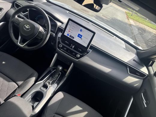 Toyota Corolla Cross Hybrid 140 Style | 06-10141018 Voor meer informatie ActivLease financial lease