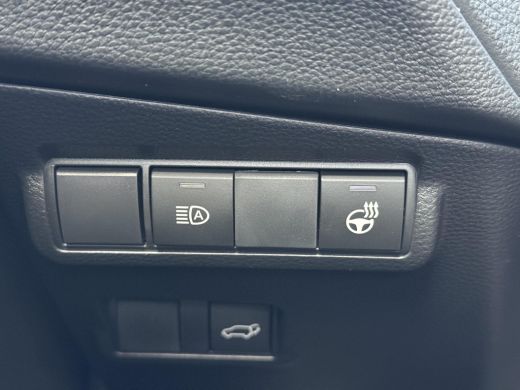 Toyota Corolla Cross Hybrid 180 Executive **STOEL EN STUURWIELVERWARMING/ DODEHOEK DETECTIE/ 360 CAMERA/ PARKEERSENSOR... ActivLease financial lease