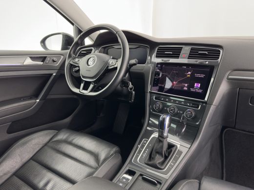 Volkswagen e-Golf E-DITION (INCL-BTW) Aut.*HEAT-PUMP | LUXURY-LEATHER | FULL-LED | DIGI-COCKPIT | NAVI-FULLMAP | HE... ActivLease financial lease