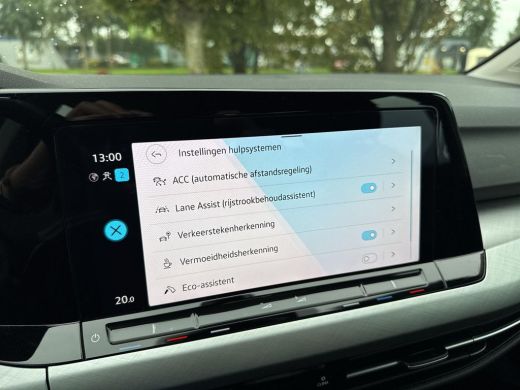 Volkswagen Golf 1.0 TSI 81kW Life | 110 pk | A-Camera | DAB | ACC | Navi | Clima | ActivLease financial lease