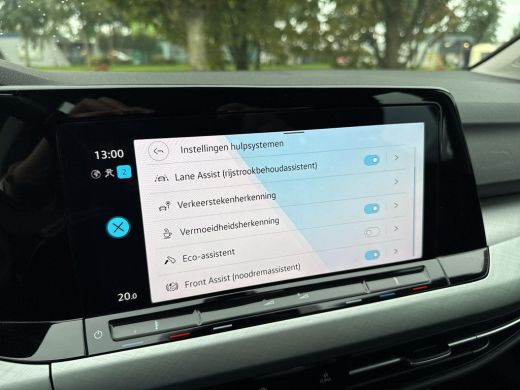 Volkswagen Golf 1.0 TSI 81kW Life | 110 pk | A-Camera | DAB | ACC | Navi | Clima | ActivLease financial lease