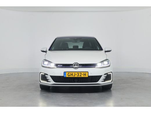 Volkswagen Golf 1.4 TSI PHEV GTE | LED | Camera | Leder | Memory | Sfeer Verlichting | Digital Cockpit | BLIS | K... ActivLease financial lease