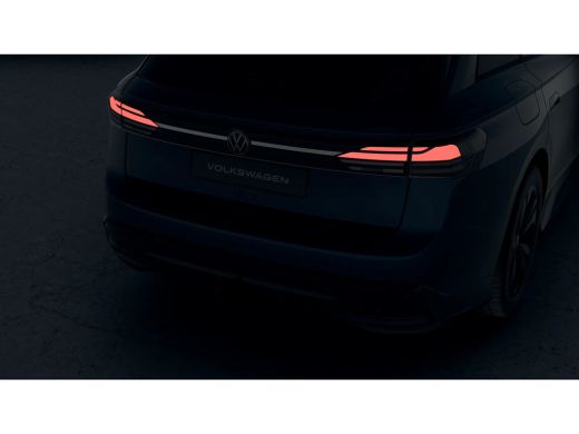 Volkswagen ID.7 Limited Edition | Achterbank in ongelijke delen neerklapbaar incl. middenarmsteun en doorlaadmoge... ActivLease financial lease