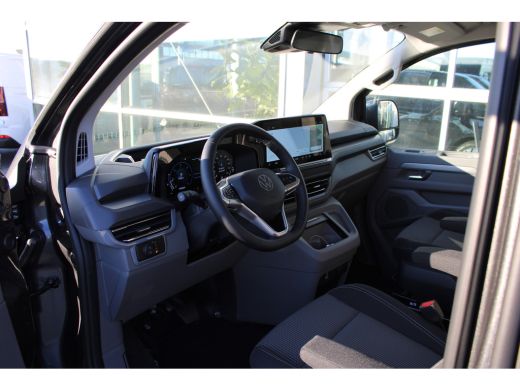 Volkswagen Transporter 2.0 TDI L1 Bulli | BPM VRIJ | Trekhaak | Navi | Cruise Control | Achteruitrijcamera | Soft Close ActivLease financial lease