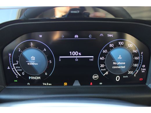 Volkswagen Transporter 2.0 TDI L1 Bulli | BPM VRIJ | Trekhaak | Navi | Cruise Control | Achteruitrijcamera | Soft Close ActivLease financial lease