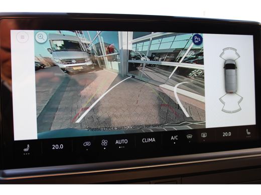 Volkswagen Transporter 2.0 TDI L1 Bulli | BPM VRIJ | Trekhaak | Navi | Cruise Control | Achteruitrijcamera | Soft Close ActivLease financial lease