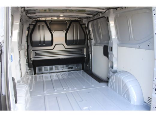 Volkswagen Transporter 2.0 TDI L1 Life | 150 pk | BPM VRIJ | Apple Carplay | Full LED | Bijrijdersbank | Achteruitrij Ca... ActivLease financial lease