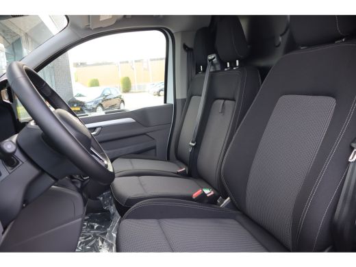 Volkswagen Transporter 149PK 2.0 TDI L1 Life | BPM VRIJ | 150 PK | Cruise Control | Apple Carplay | PDC | Achteruitrijamera ActivLease financial lease