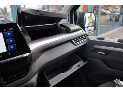 Volkswagen Transporter 149PK 2.0 TDI L1 Life | BPM VRIJ | 150 PK | Cruise Control | Apple Carplay | PDC | Achteruitrijamera ActivLease financial lease