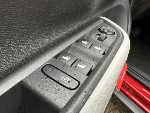 Citroën ë-C3 Max 113pk 44 kWh | 11 kW lader | Achterbank in delen neerklapbaar | Achteruitrijcamera ActivLease financial lease