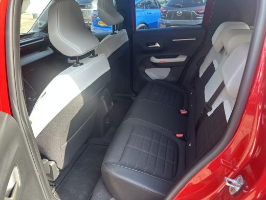 Citroën ë-C3 Max 113pk 44 kWh | 11 kW lader | Achterbank in delen neerklapbaar | Achteruitrijcamera ActivLease financial lease