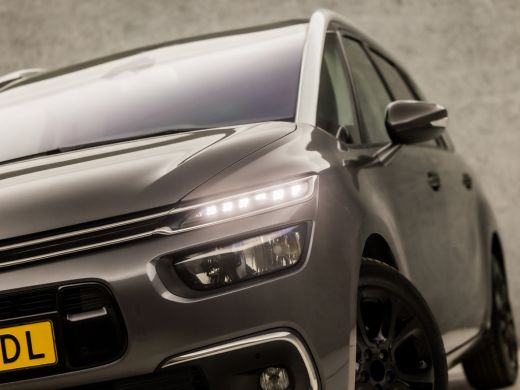 Citroën Grand C4 Spacetourer 1.2 PureTech Sport 7 Persoons (APPLE CARPLAY, GROOT NAVI, CAMERA, KEYLESS, SPORTSTOELEN, GETINT G... ActivLease financial lease