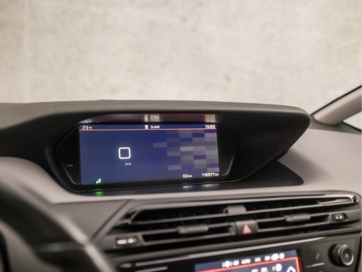 Citroën Grand C4 Spacetourer 1.2 PureTech Sport 7 Persoons (APPLE CARPLAY, GROOT NAVI, CAMERA, KEYLESS, SPORTSTOELEN, GETINT G... ActivLease financial lease