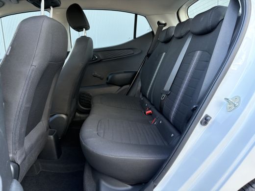 Hyundai i10 1.0 66pk Comfort 5-zits Automaat | LED | Airco | Carplay | Bestuurdersstoel in hoogte verstelbaar... ActivLease financial lease